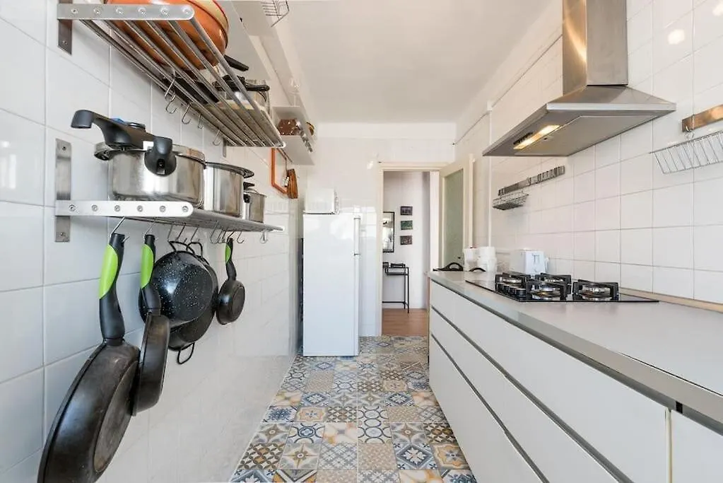 Views In Calm City Center Malaga Apartment